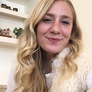 Meet your Posher, Claire